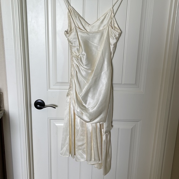 Ivory spaghetti strap asymmetrical w/zipper on left side with rose complimenting - Picture 3 of 5